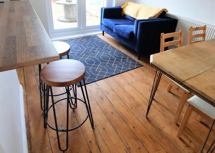 Contemporary In Friendly Easton, Free Parking Ferienhaus Bristol