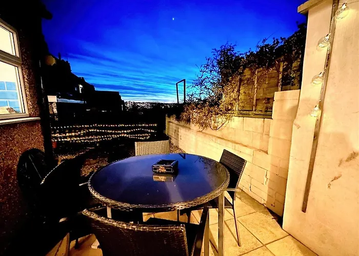 Contemporary In Friendly Easton, Free Parking Semesterbostad